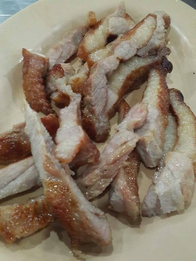 ร้านมล ซอยสุคันธาราม ใกล้สน.ดุสิต